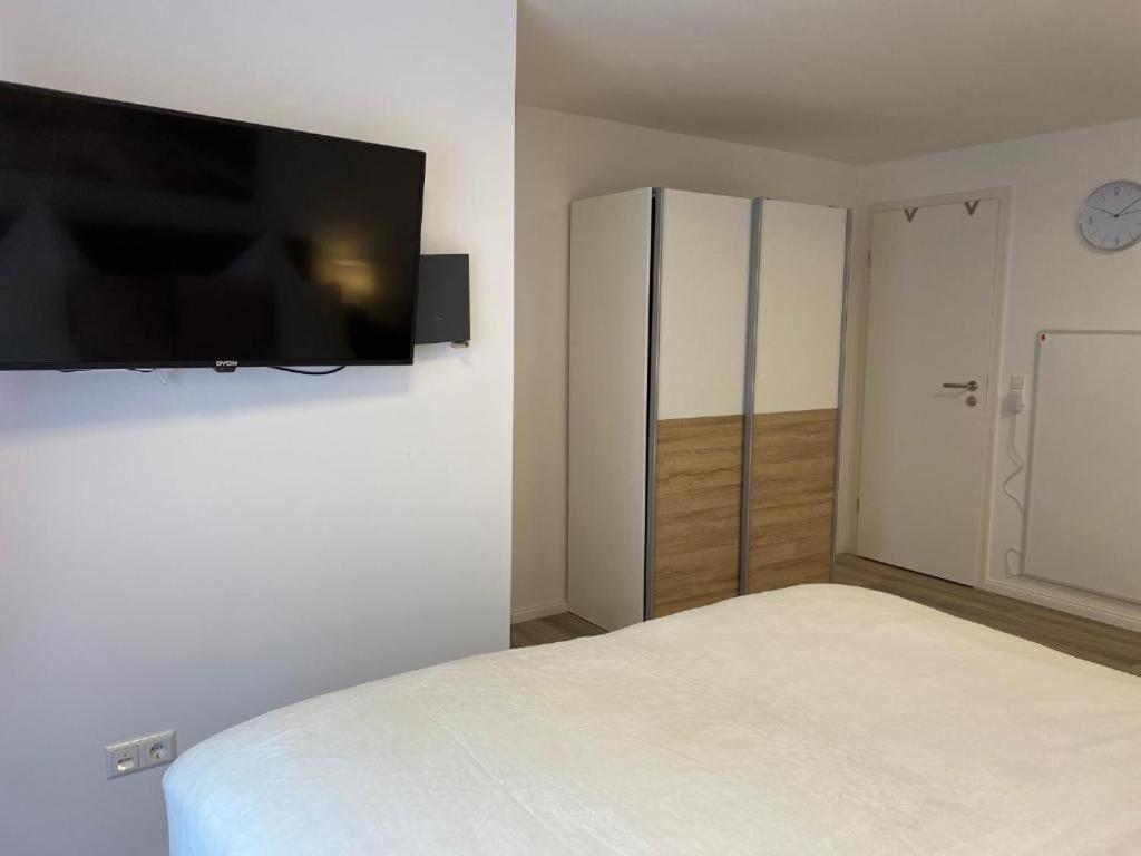 Prime Host Dream Apartment Карлсруе Екстериор снимка