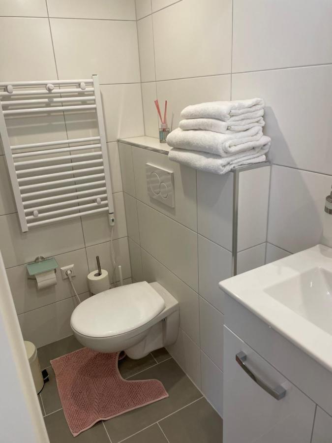 Prime Host Dream Apartment Карлсруе Екстериор снимка